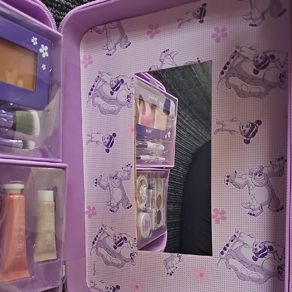 Ulta Beauty Pixar Monster's Inc. Makeup Set & Case - Picture 3 of 6
